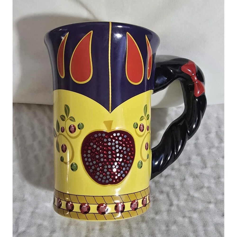 Snow White Deluxe Mug Disney Parks Apple 5" Tall Collectible